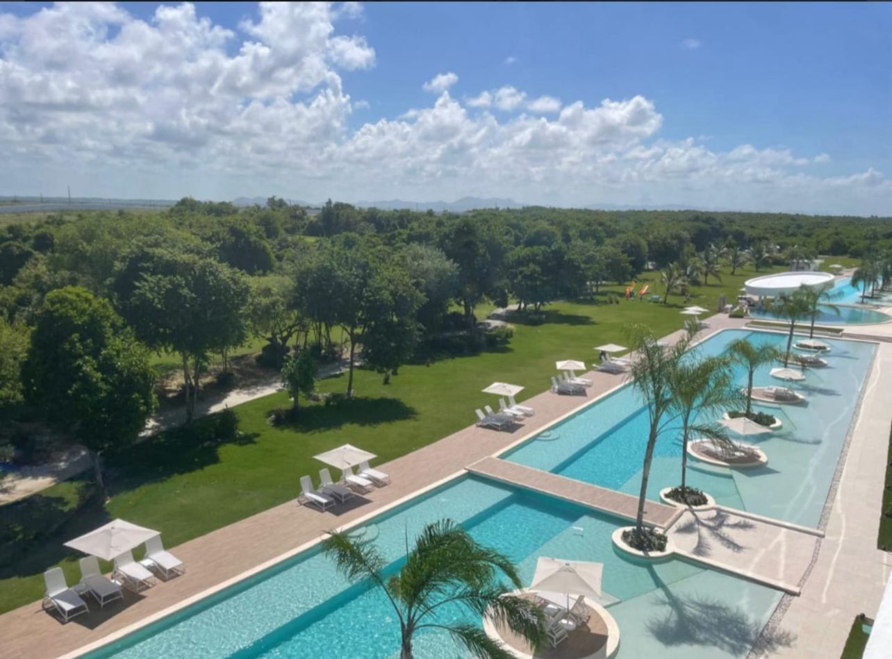 Luxury condo 9