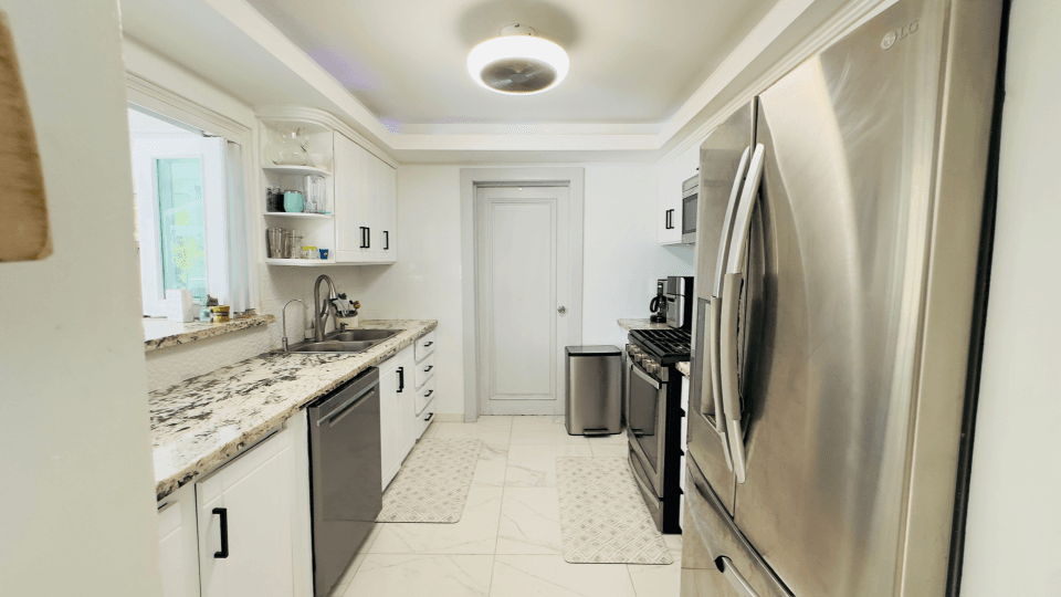 13521 1757713361 5966bba1d73bb2a692621b675b0d64be