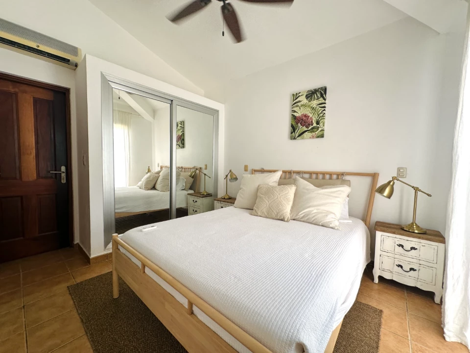 13822 1748739174 5b2d8ed79a995fcfe1a07a4c30c239c4